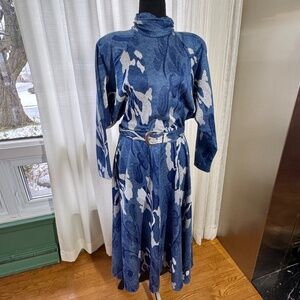 Vintage 80s dress, navy, blue, silver, grey, batwing sleeves, with belt, 8 (M)